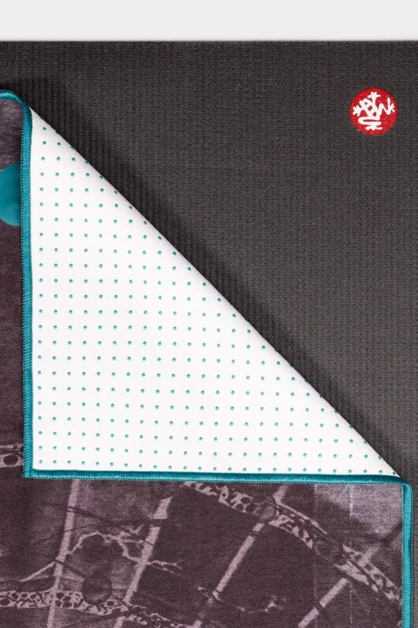 MANDUKA // YOGITOES SKIDLESS MAT TOWEL - LOKA
