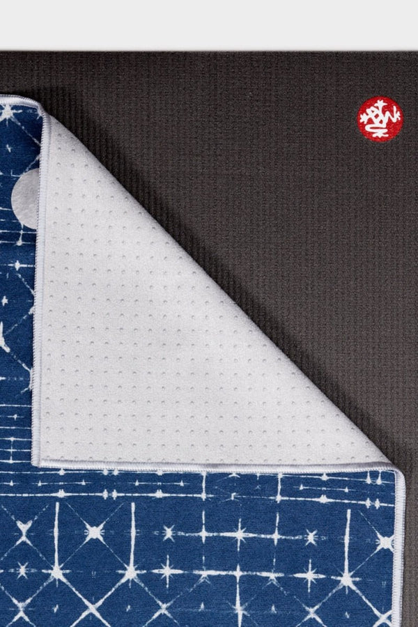 MANDUKA // YOGITOES SKIDLESS MAT TOWEL - STAR DYE