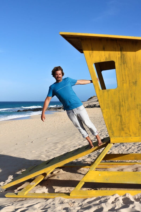 SEA YOGI // Catch the next tshirt in blue for men, front 2, yoga clothes