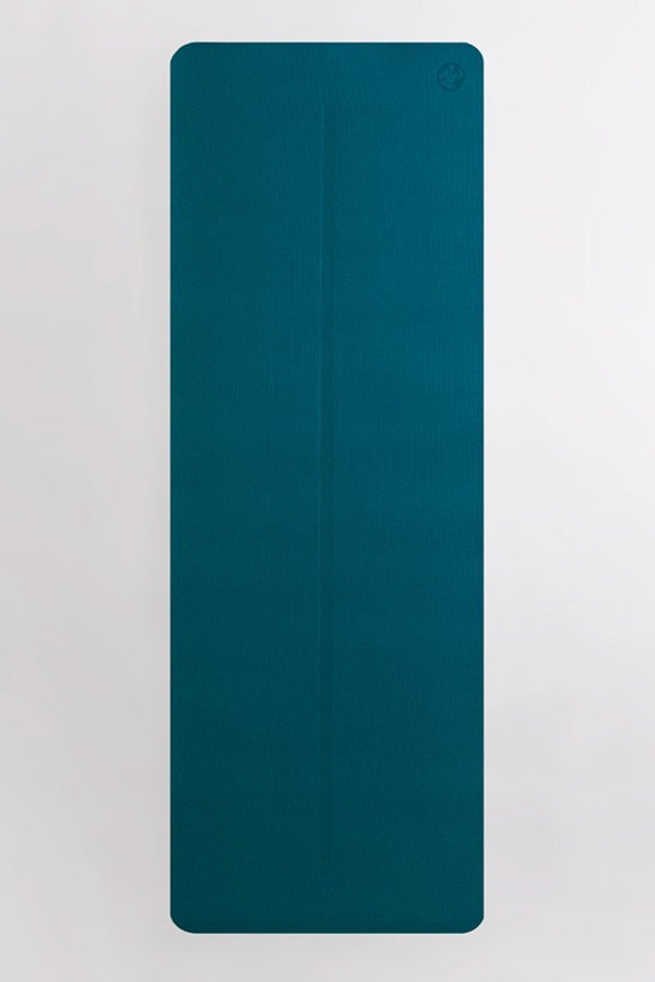 SEA YOGI // Welcome yoga mat for beginners in Harbour colour, by Manduka, online yoga shop, spread