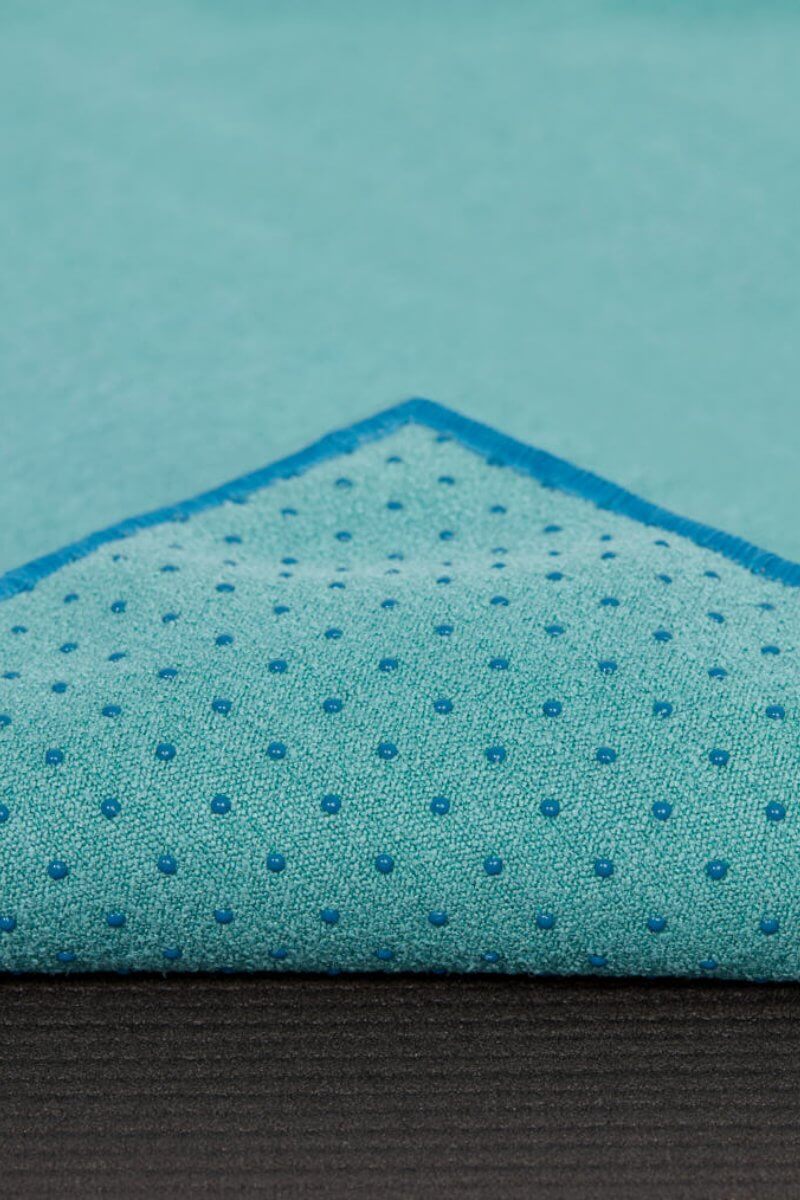 SEA YOGI // YOGITOES SKIDLESS MAT TOWEL DE MANDUKA - LOTUS, back