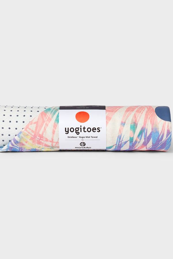 MANDUKA // YOGITOES SKIDLESS MAT TOWEL - TROPICS MULTI