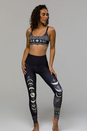 SEA YOGI // Onzie High rise graphic, las lunas pattern front foto