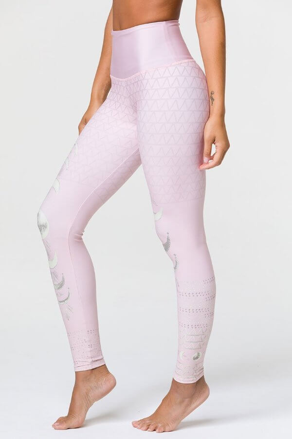 SEA YOGI // Onzie High rise graphic legging Las lunas blush, left