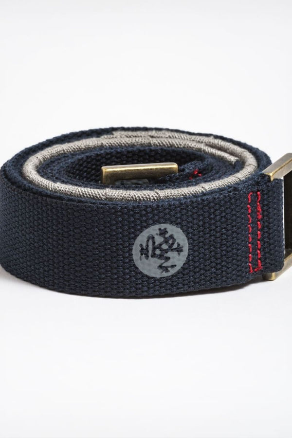 SEA YOGI // Odyssey Commuter Yoga Mat Carrier by Manduka, folded