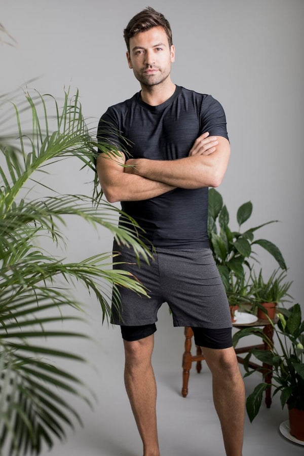 SEA YOGI // 2-Dogs Lined yoga shorts for men in Graphite Grey by Ohmme, Online Yoga Shop, front