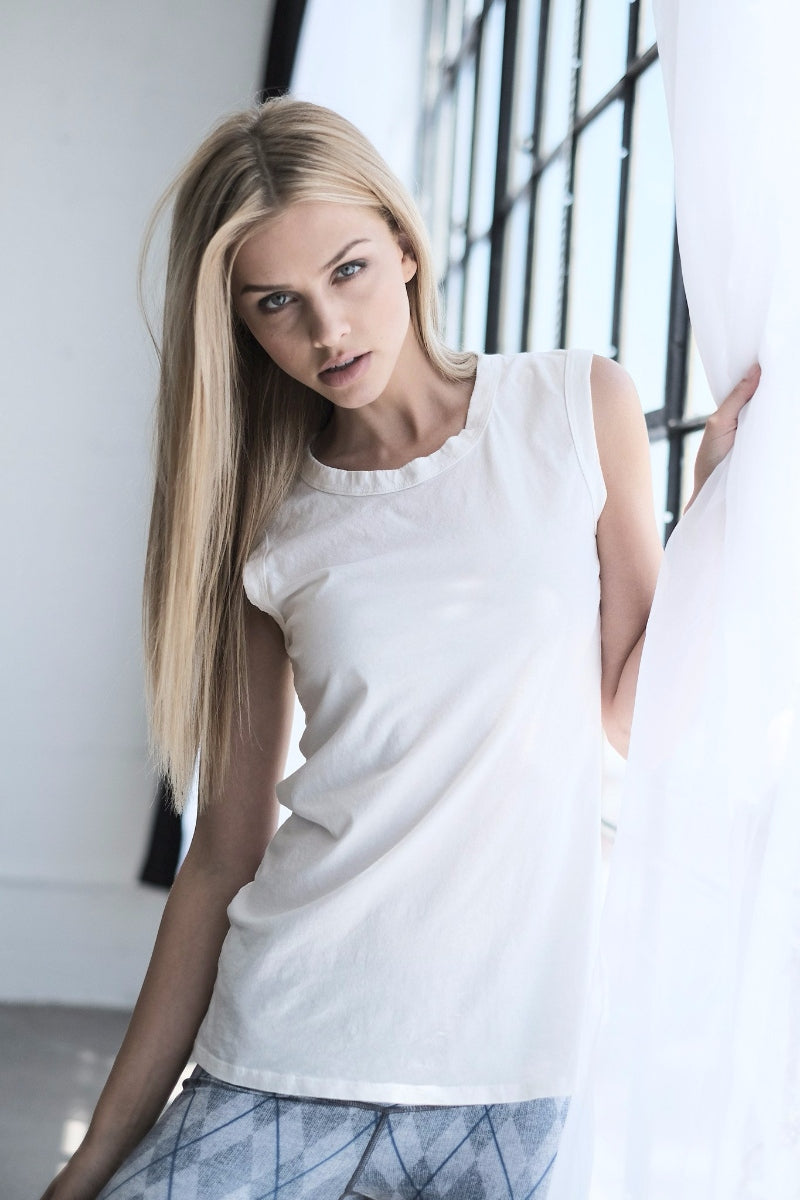 SEA YOGI // Venice Tank Top in White, Online Yoga Shop, front