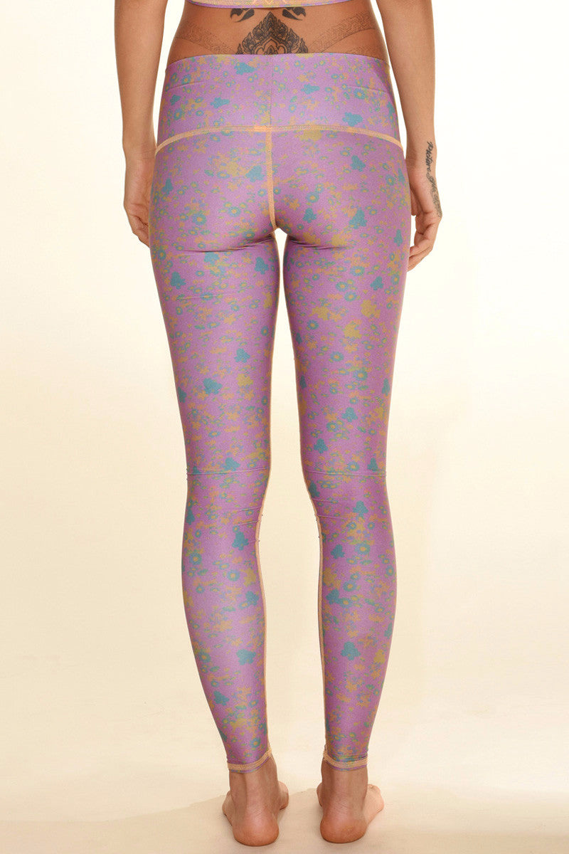 TEEKI MEADOW HOT PANT BACK IMAGE - Sea Yogi