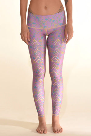 TEEKI MEADOW HOT PANT FRONT IMAGE - Sea Yogi