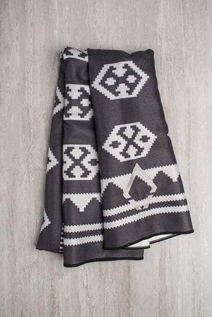NOMADIX DOUBLE SIDED YOGA AND BEACH TOWEL IN BOULDER STYLE AND FRONT STYLE - Sea Yogi