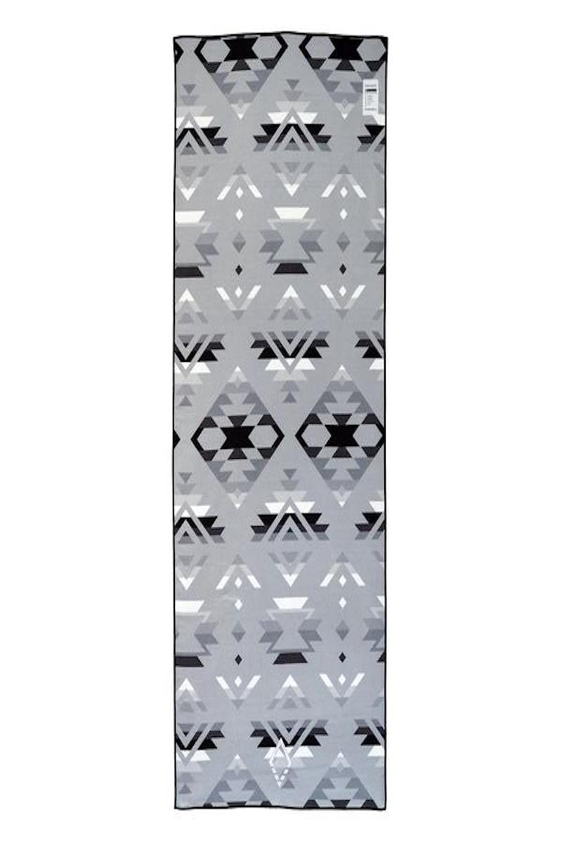 Nomadix Double sides Yoga and Beach towel in Pwn High Alpine style, back image - Sea Yogi
